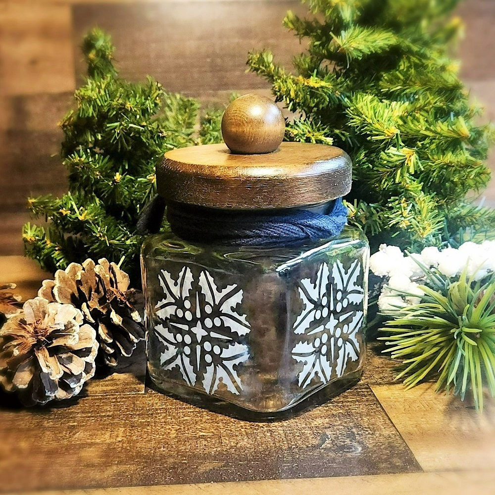 Holly Jar